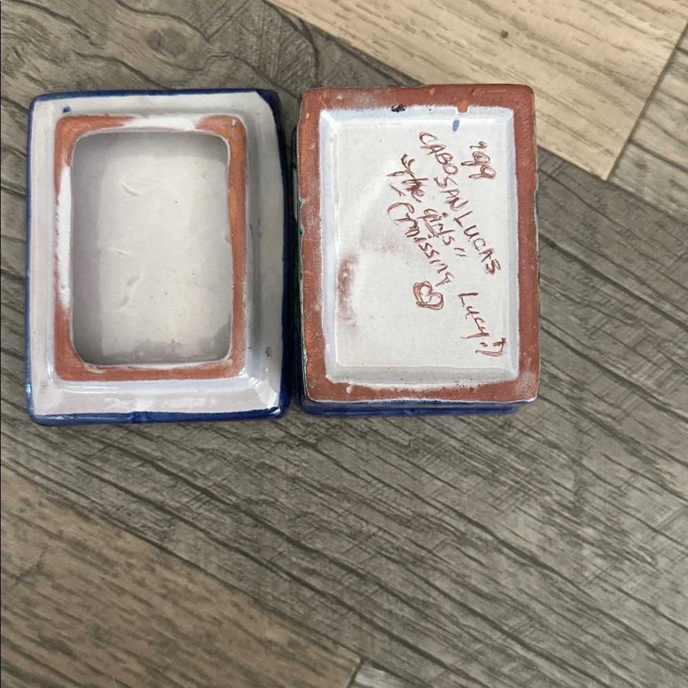 Vintage hand painted lily jewelry storage